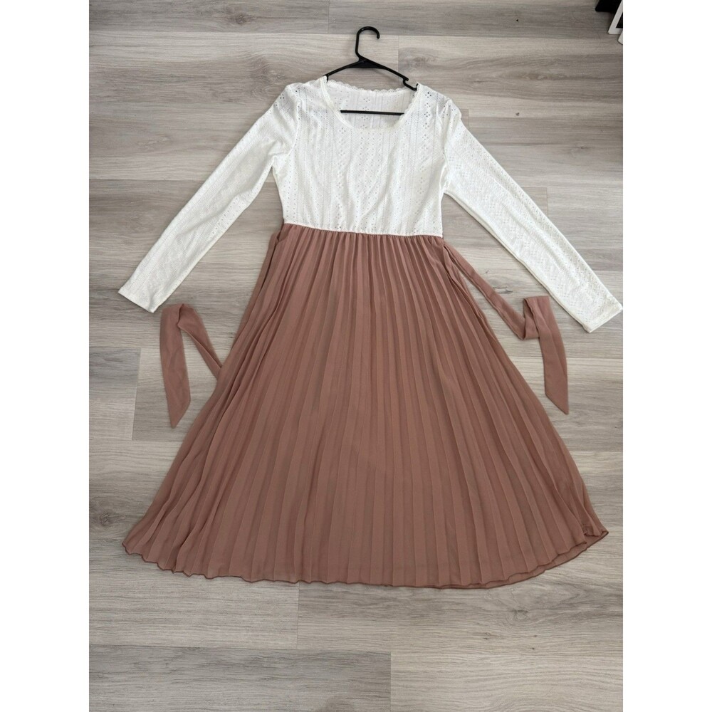 Shein Frenchy Eyelet Embroidery Pleated Hem Dress size Large